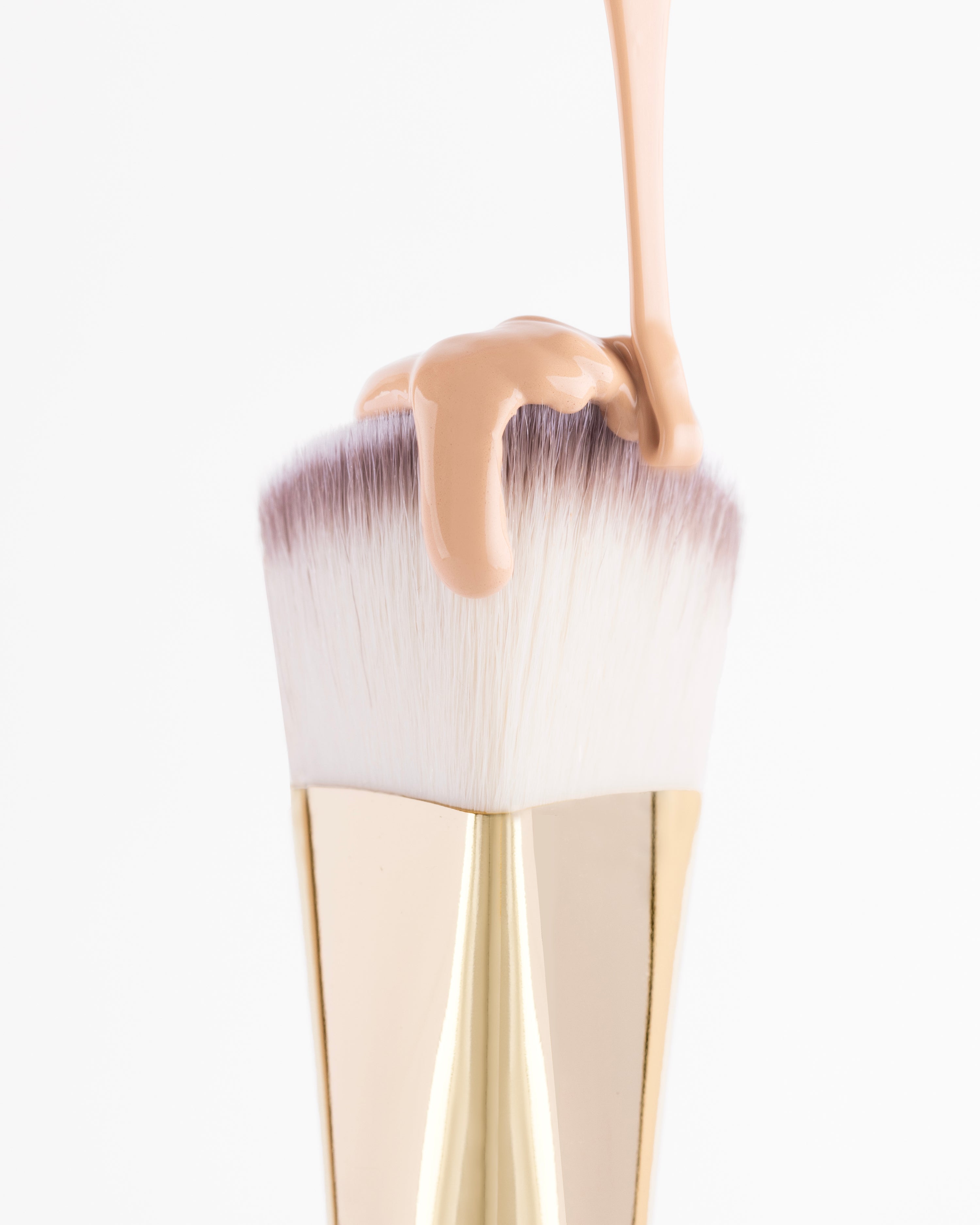 Triangle Foundation Brush